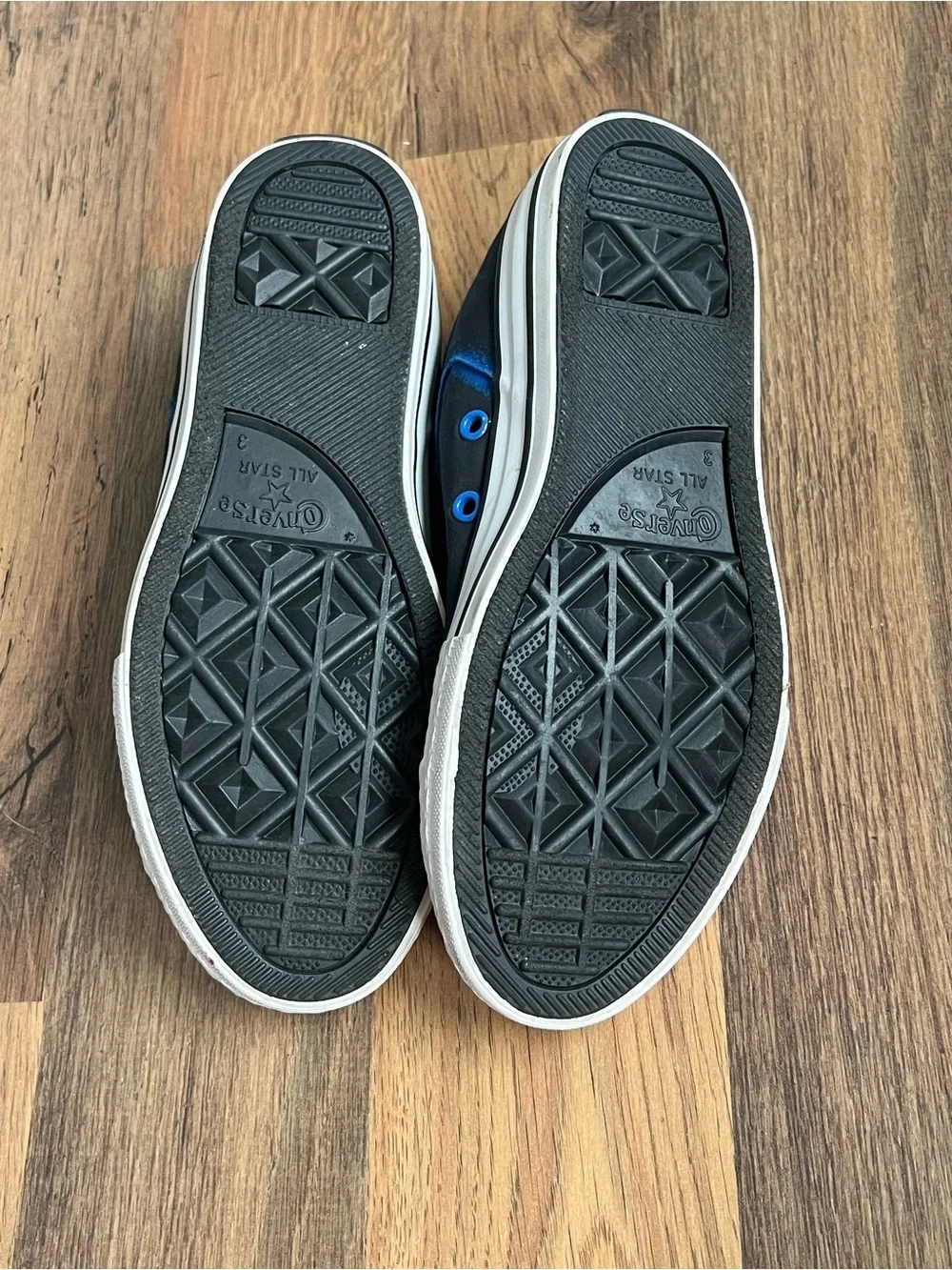 NWOT Converse Kids Low Top Sneakers - Black & Blue